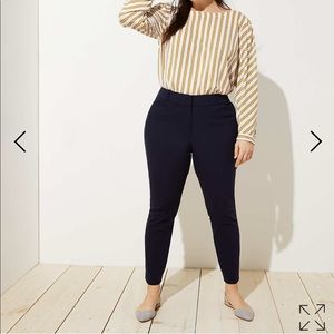 LOFT Navy Marisa Skinny Slacks 18
